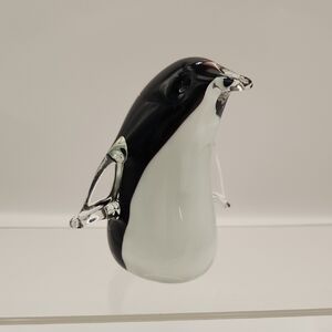 Dynasty Gallery Glass Art Black & White Penguin #1951